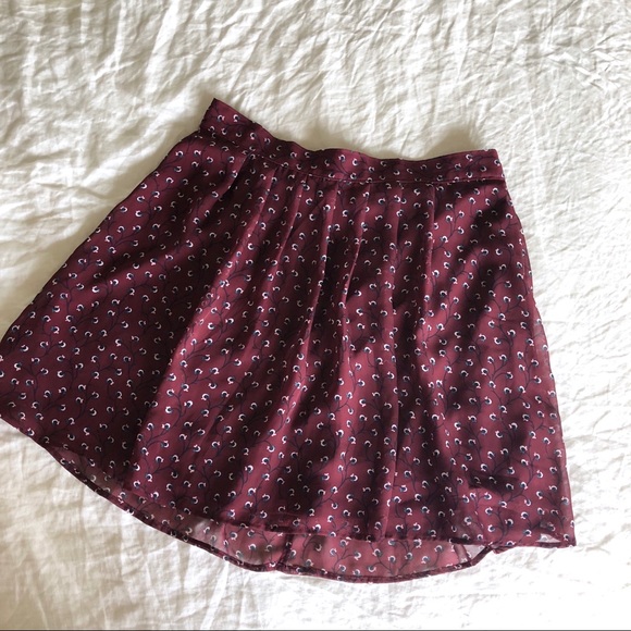Old Navy Dresses & Skirts - Old Navy floral Skater Skirt Size S